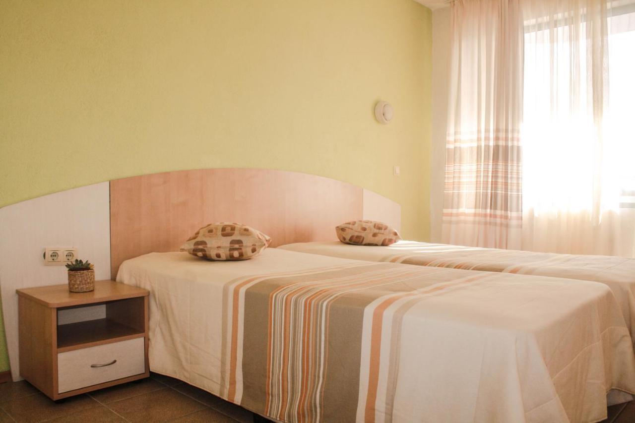 Alba Family Club Hotel Приморско Экстерьер фото